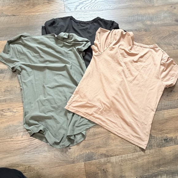 No boundaries XS women bundle short sleeve tops solid color tees in Green - Picture 2 of 6